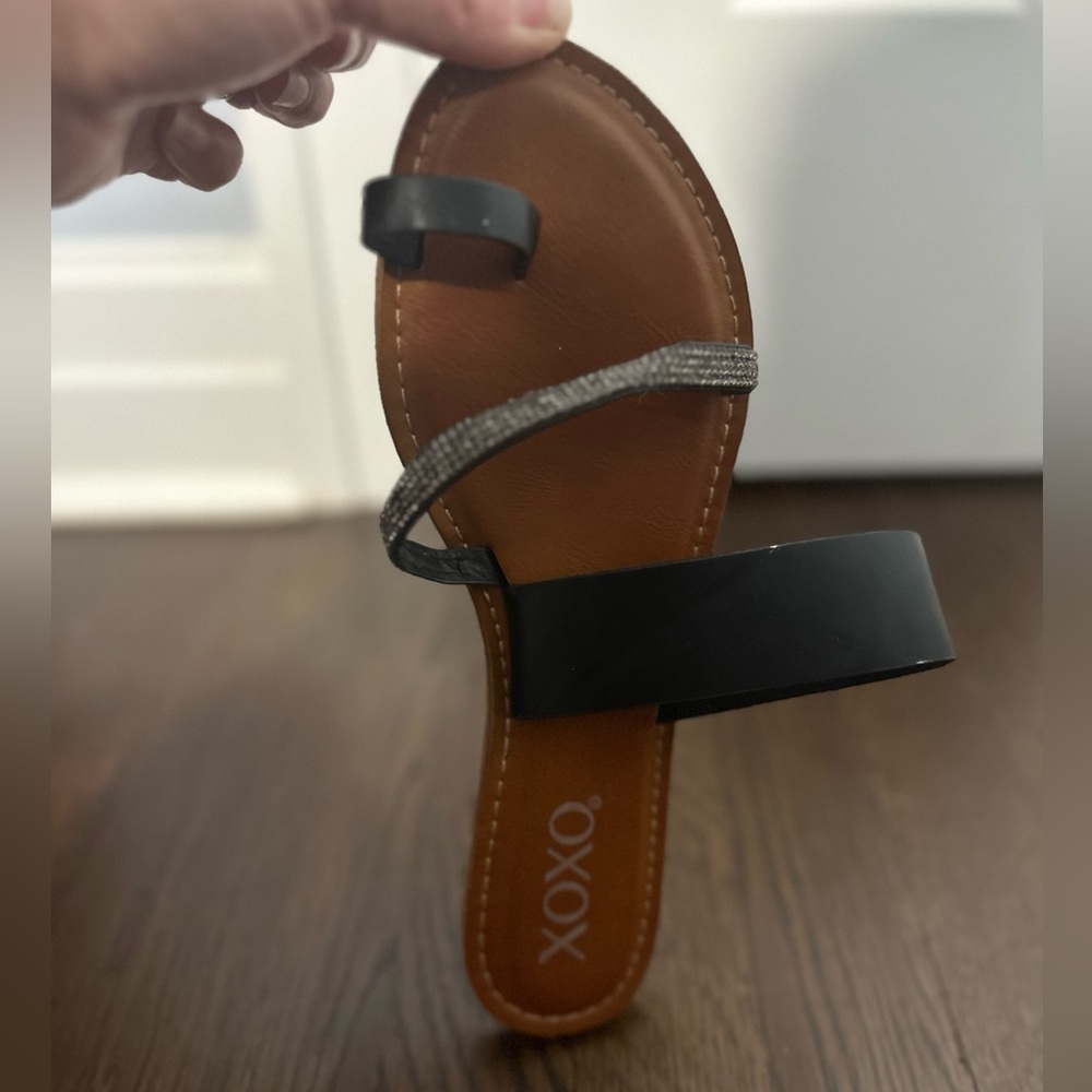 Black and Jeweled Sandals ✨ - Picture 4 of 4